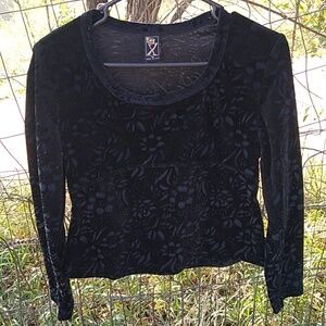 Long sleeve top